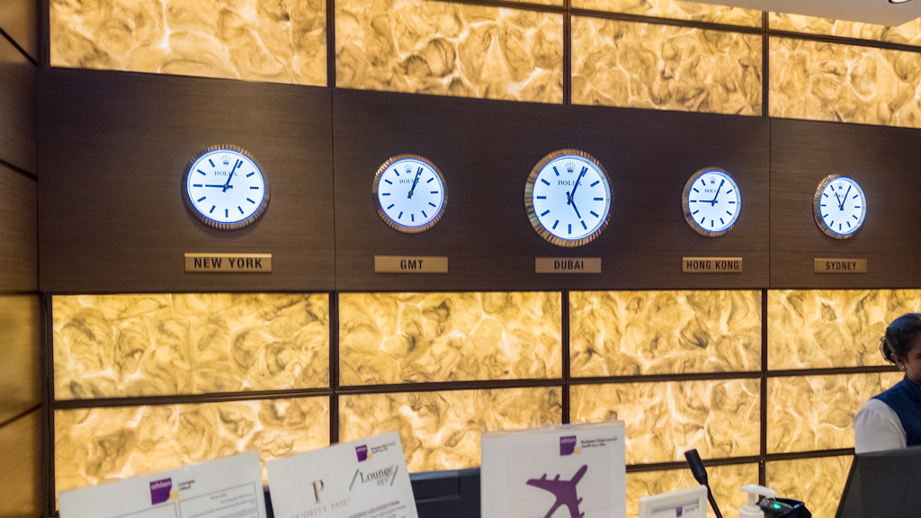 Ahlan Business Class Lounge の受付