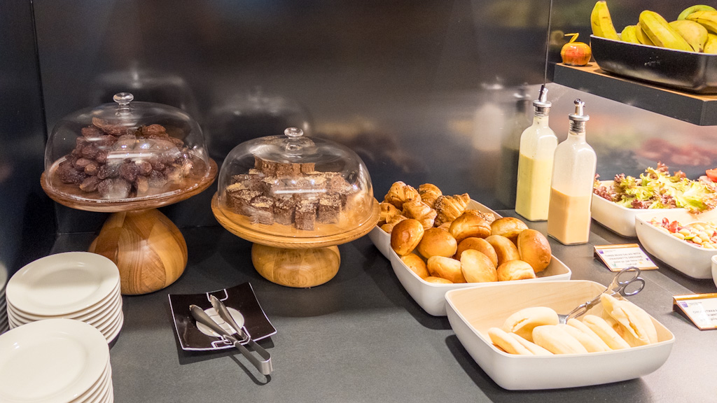 Ahlan Business Class Lounge のパン