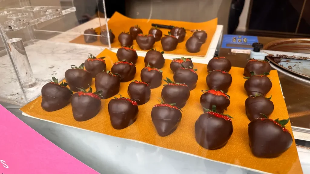 GODIVAのイチゴチョコ