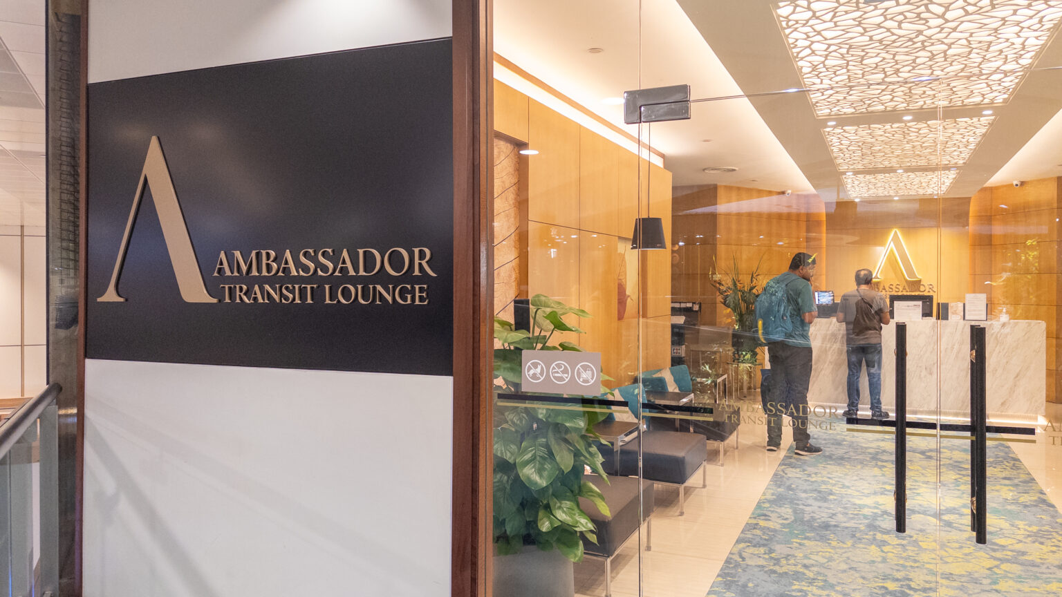 【プライオリティパスで入れる】シンガポールチャンギ空港 Ambassador Lounge の様子や食事を紹介！ | satoの世界一周旅行記