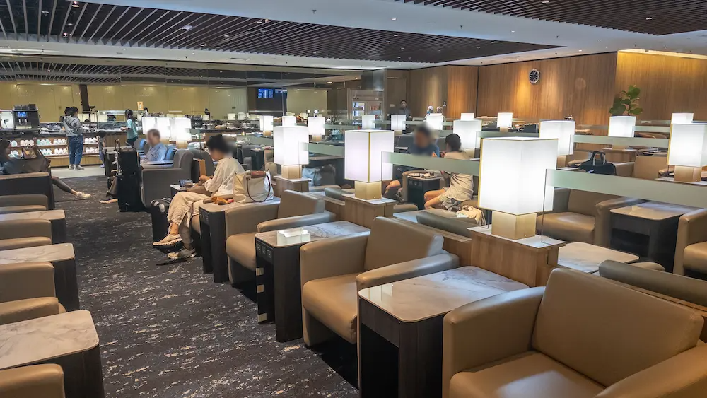 KrisFlyer Gold Lounge内の様子